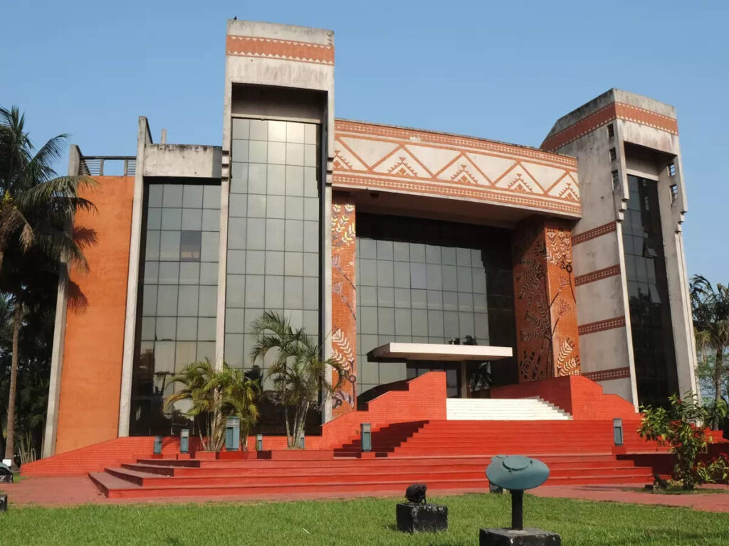 Indian Institute of Management Calcutta (IIMC)