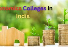 10 Best Economics Colleges in India 2024