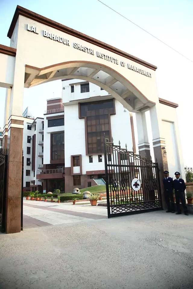 Lal Bahadur Shastri Institute of Management (LBSIM), New Delhi